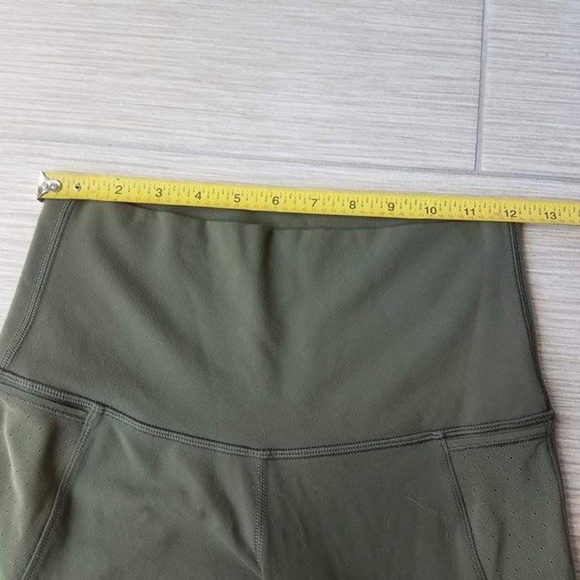 VGUC Lululemon Fatigue Barre Star tights size 6 - Picture 4 of 8